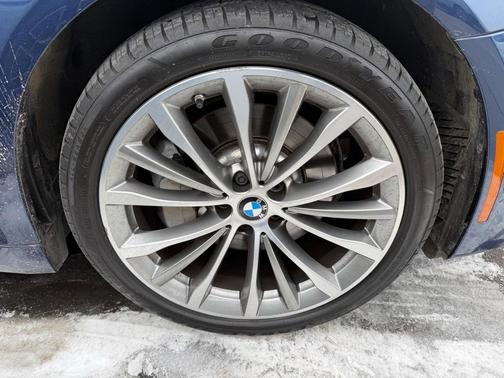 2023 BMW 530 i xDrive