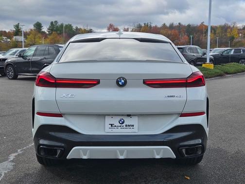 2023 BMW X6 xDrive40i
