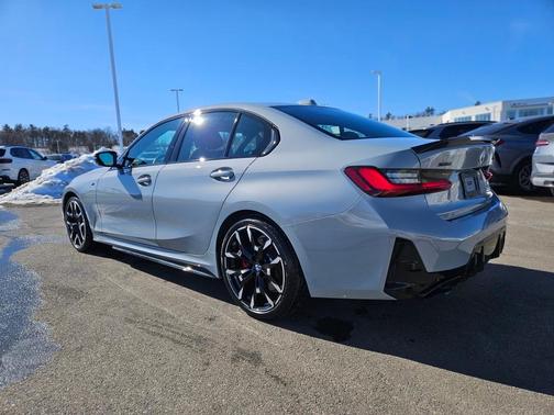 2025 BMW M340 i xDrive