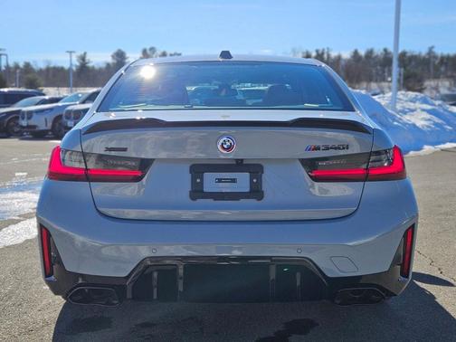 2025 BMW M340 i xDrive