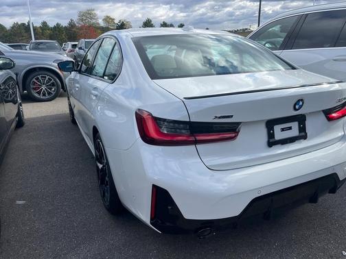 2026 BMW 330 I XDrive NA