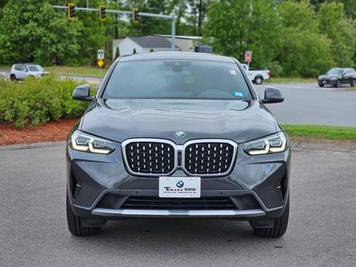 2023 BMW X4 xDrive30i