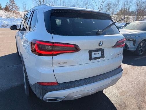 2023 BMW X5 xDrive40i