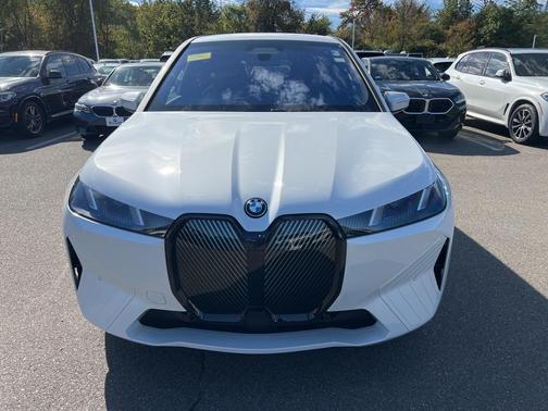 2026 BMW iX xDrive45