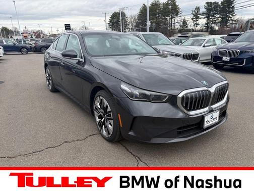 Dark Graphite Metallic 2026 BMW i5 xDrive40