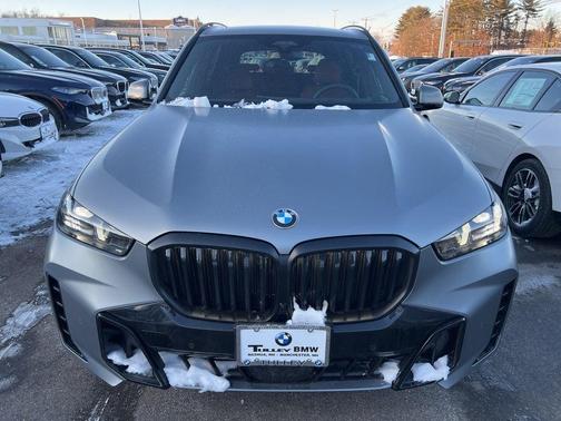 Gray Metallic 2026 BMW X5 xDrive40i