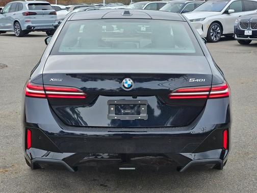 2026 BMW 540 i xDrive