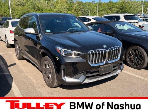 Black Sapphire Metallic 2024 BMW X1 xDrive28i