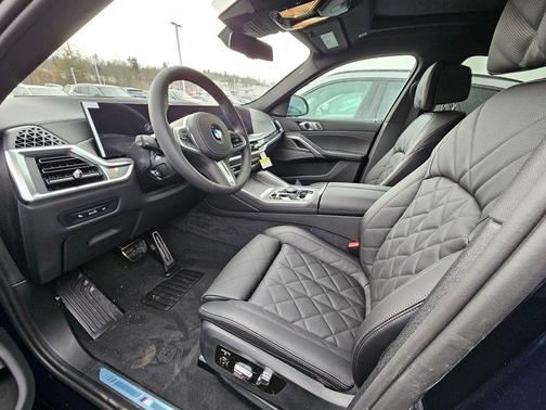 2026 BMW X6 xDrive40i
