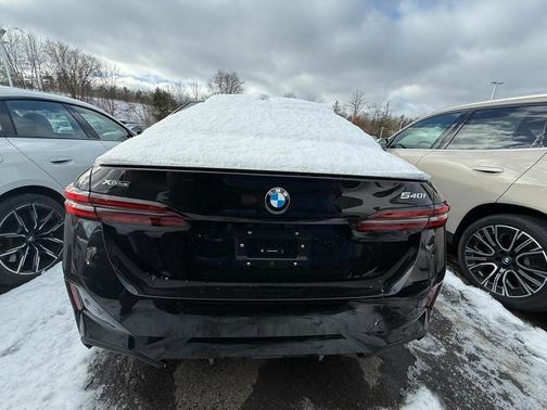 2026 BMW 540 i xDrive