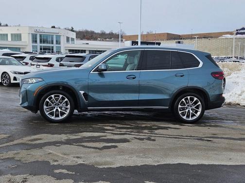 2025 BMW X5 xDrive40i
