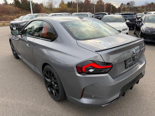 2026 BMW M240 i xDrive