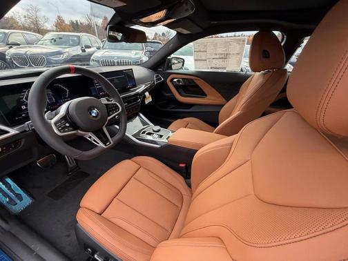 2026 BMW M240 i xDrive