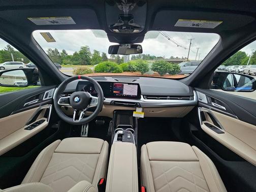 2025 BMW X1 M35i