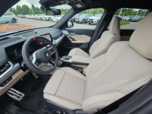 2025 BMW X1 M35i