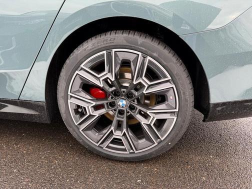 2026 BMW 530 i xDrive