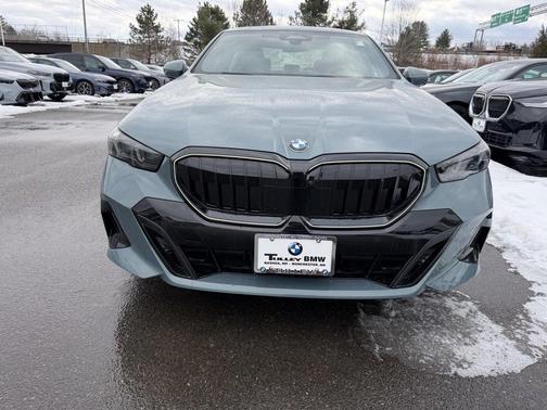 2026 BMW 530 i xDrive