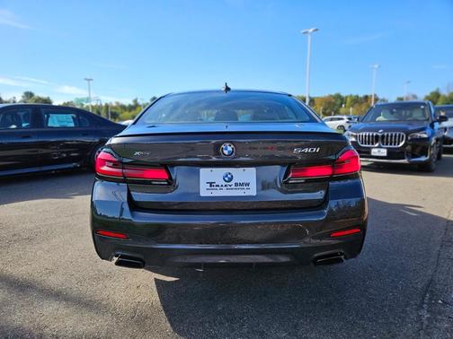 2023 BMW 540 i xDrive