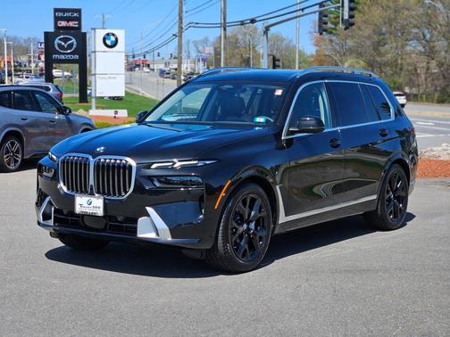 2025 BMW X7 xDrive40i