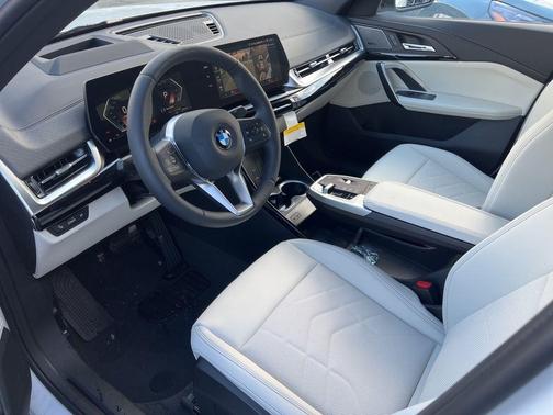 2026 BMW X2 xDrive28i