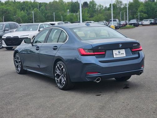 2025 BMW 330 i xDrive
