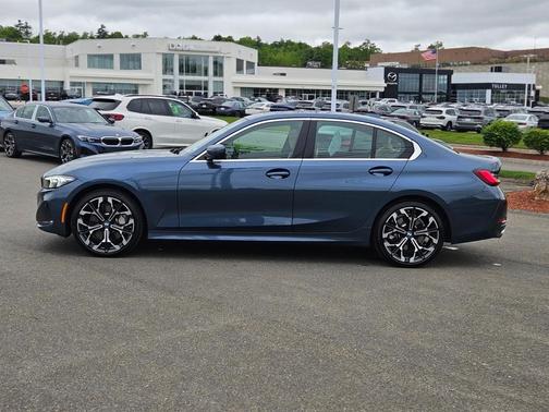 2025 BMW 330 i xDrive