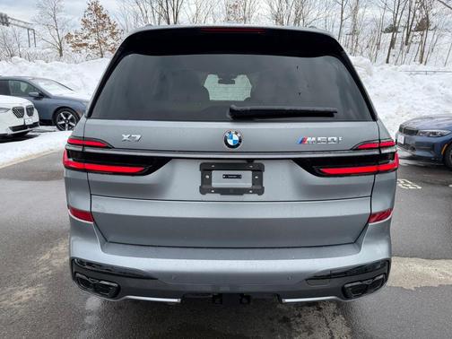 2026 BMW X7 M60i