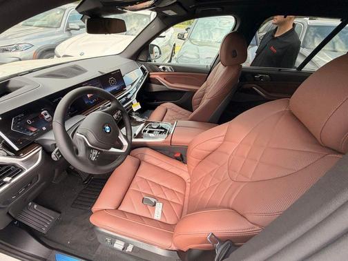 Alpine White 2026 BMW X5 xDrive40i