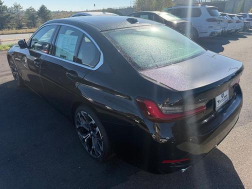 2025 BMW 330 i xDrive