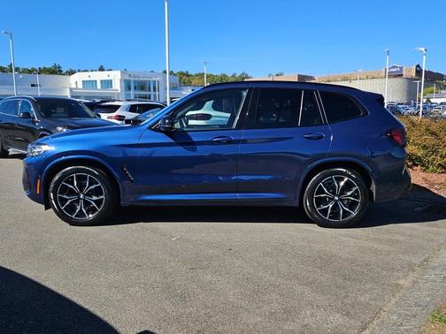 2023 BMW X3 M40i