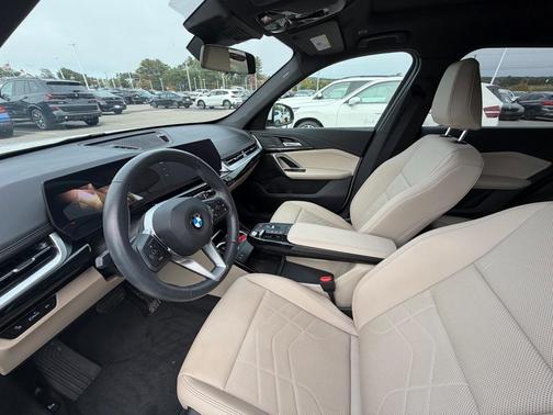 2025 BMW X1 xDrive28i
