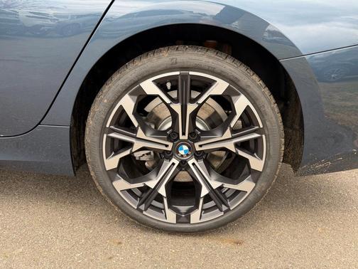 2026 BMW 330 I XDrive NA