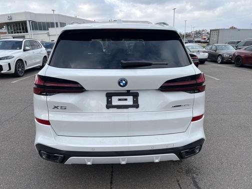2026 BMW X5 PHEV xDrive50e