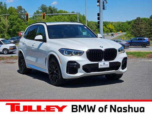 Mineral White Metallic 2022 BMW X5 xDrive40i