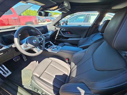 2024 BMW M240 i xDrive