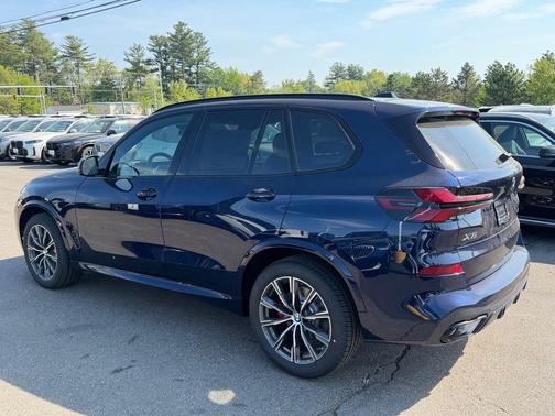 Tanzanite Blue II Metallic 2026 BMW X5 xDrive40i