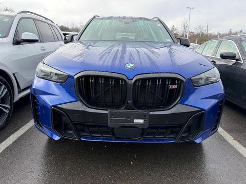 2025 BMW X5 M60i