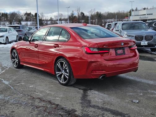 2023 BMW 330 i xDrive
