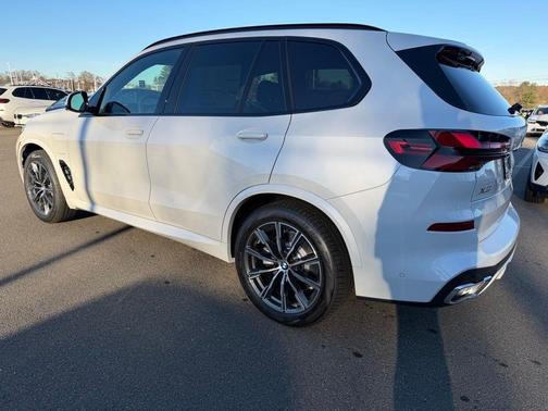 2026 BMW X5 PHEV xDrive50e