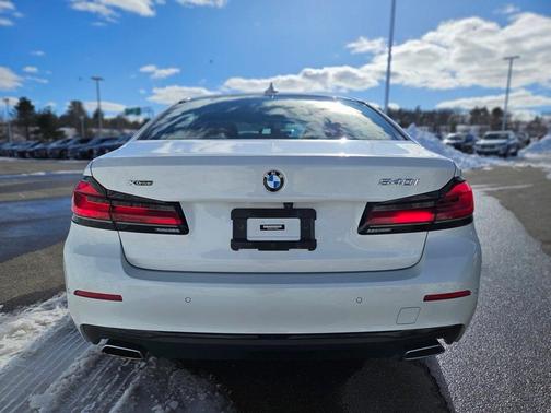 2023 BMW 540 i xDrive