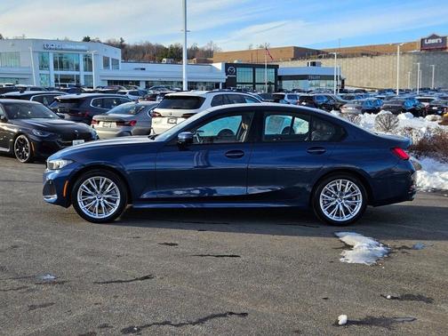 2023 BMW 330 i xDrive