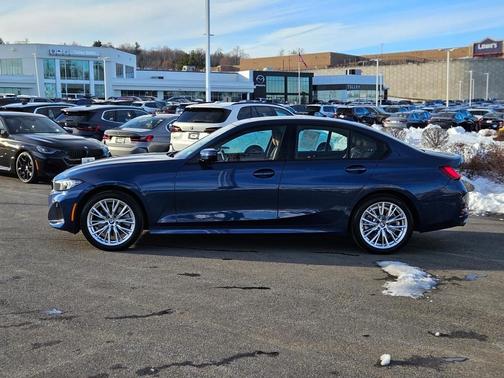 2023 BMW 330 i xDrive