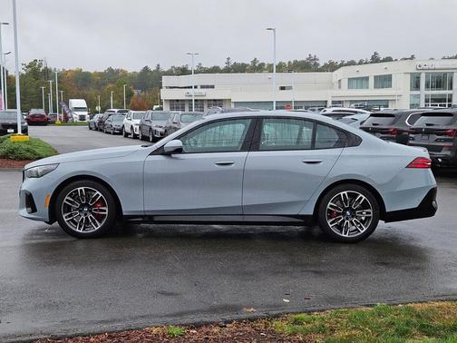 2026 BMW 530 i xDrive