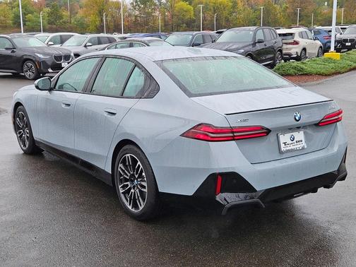 2026 BMW 530 i xDrive