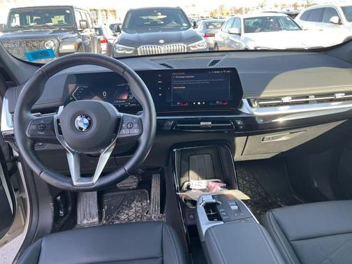 Alpine White 2025 BMW X1 xDrive28i