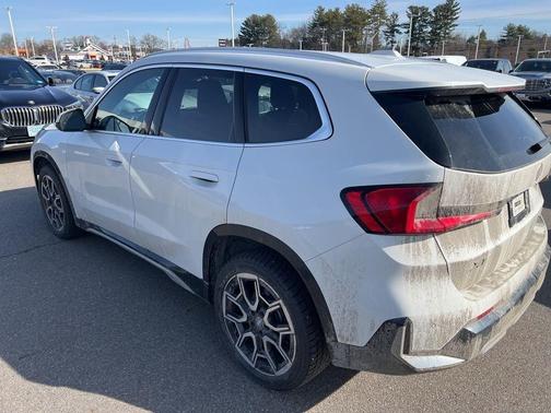Alpine White 2025 BMW X1 xDrive28i