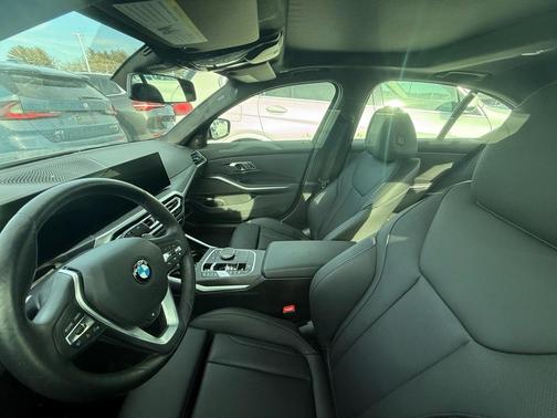 2023 BMW 330 i xDrive