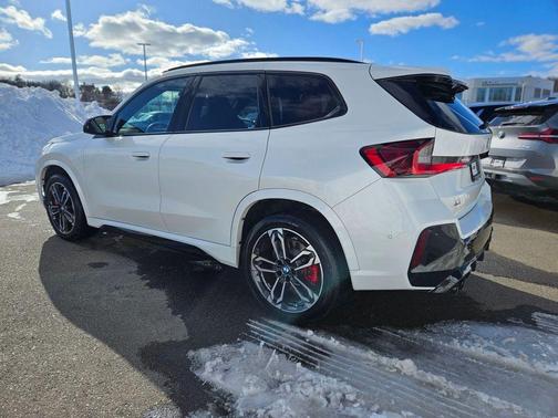 2024 BMW X1 M35i