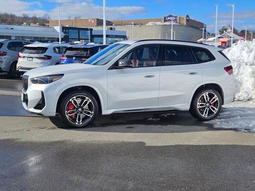 2024 BMW X1 M35i