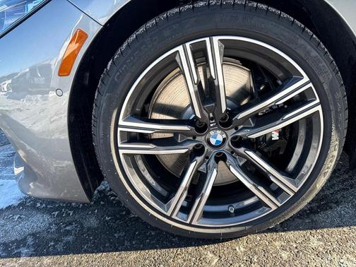 2026 BMW M850 i xDrive